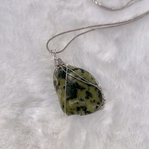 Handmade Wire‎ Wrapped Stone Necklace